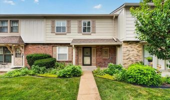 2427 Hidden Meadow Ln, Ballwin, MO 63021
