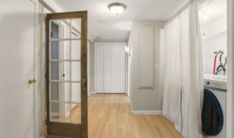 62 Palomino Ln, Bedford, NH 03110