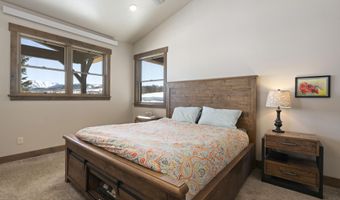 440 STRAWBERRY HILLS Dr, Bedford, WY 83112
