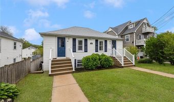 66 Knowlesway Unit Upper Unit Upper Unit, Narragansett, RI 02882