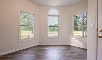 23024 Lawrence 1200, Aurora, MO 65605