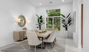 100 Glenbrook Ct, Atlantis, FL 33462