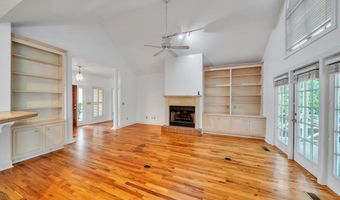 104 Westlake Cir, Americus, GA 31709