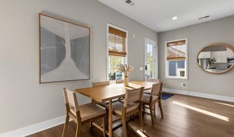 25493 GRASSY MEADOW Dr, Aldie, VA 20105