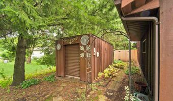 27 CARIBOU Ct, Appleton, WI 54911