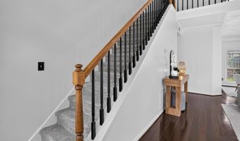 330 Gullwing Ct, Alpharetta, GA 30009