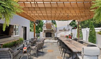6501 STONEHAM Rd, Bethesda, MD 20817