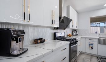 10505 W WILSHIRE Dr, Avondale, AZ 85392