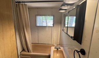 127 Merrymeeting Ln, Alton, NH 03809