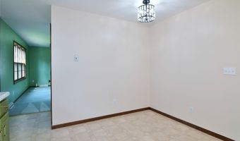 1585 Hemlock Dr, Ashtabula, OH 44004