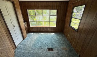 214 Westlake Rd, Ansted, WV 25812