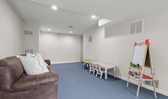 16 FARM RIDGE Ct, Baldwin, MD 21013