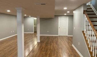 305 Parktrail Ln, Delhi, OH 45238