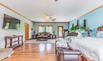 501 W Fox Lake Rd, Angola, IN 46730