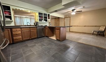 111 W Lee St, Aurora, MO 65605