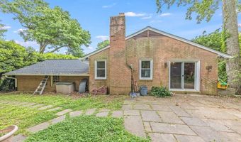 8706 BRAEBURN Dr, Annandale, VA 22003