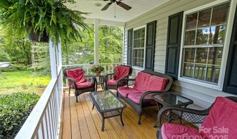 6 Oak Grove Rd, Arden, NC 28704