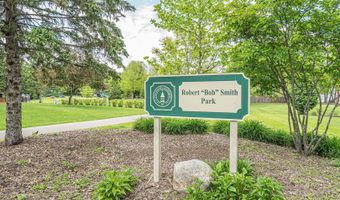 1911 Ozark Pkwy, Algonquin, IL 60102