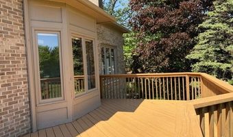 1261 Laurel View Dr, Ann Arbor, MI 48105