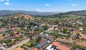 925 Moody Dr, Escondido, CA 92027