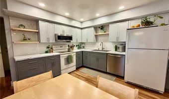 3725 Elmore Dr, Alton, IL 62002