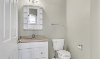 700 Needlegrass Pkwy, Antioch, IL 60002