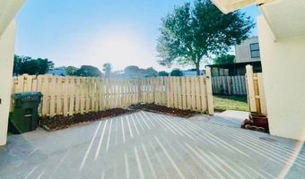 1602 Shaker Cir, Wellington, FL 33414