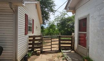 601 Hopkins St, Albany, KY 42602