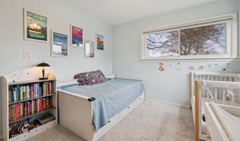 18755 Dale Ave, Allen Park, MI 48101