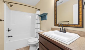 3330 Kellygreen Ct, Angola, IN 46703