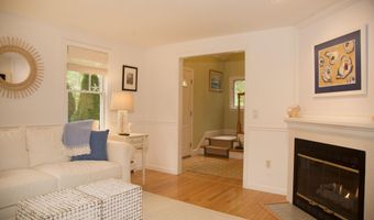 67 Spyglass Hill Rd, Barnstable, MA 02630