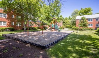 6625 10TH St A1, Alexandria, VA 22307