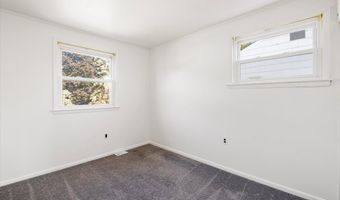 728 ELMTREE Ln, Claymont, DE 19703