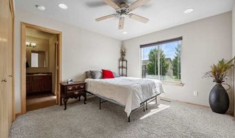 117 Watercress Rd, North Liberty, IA 52317