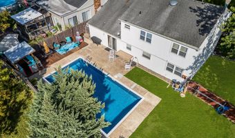 2 Lee Ct, Barnegat, NJ 08005