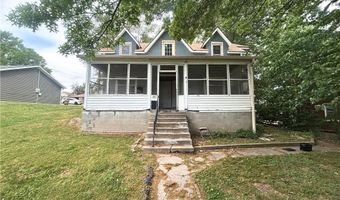 1011 Atchison St, Atchison, KS 66002