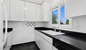 364 BOCAGE Dr, Cheyenne, WY 82009