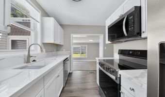 2931 Shady Ln, Ann Arbor, MI 48104
