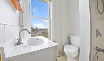 704 N Michigan Ave, Atlantic City, NJ 08401