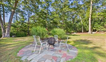 95 Mail Rd, Exeter, RI 02822
