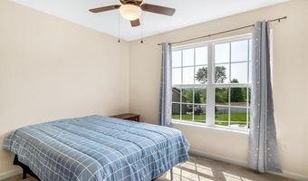 1109 Foxwood Estates Dr, Arnold, MO 63010