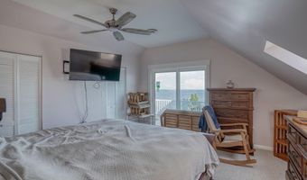 121 S SANDPIPER Dr, Dover, DE 19901