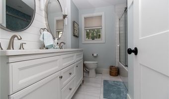 3 Onondega Rd, Narragansett, RI 02882