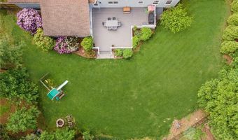 70 Jefferson Dr, East Greenwich, RI 02818