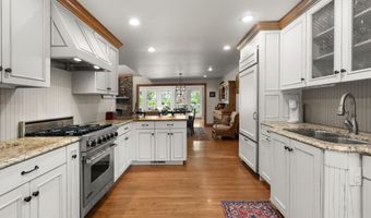 100 Deer Run, Highlands, NC 28741