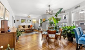 30 Gloucester St 30, Arlington, MA 02476