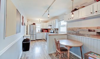 73 S 3rd Ave, Beech Grove, IN 46107