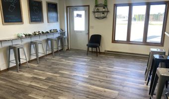 5555 Saratoga Rd, Asbury, IA 52002