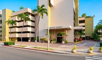 229 Paoakalani Ave 1906, Honolulu, HI 96815