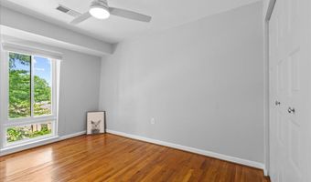 4932 SAUQUOIT Ln, Annandale, VA 22003